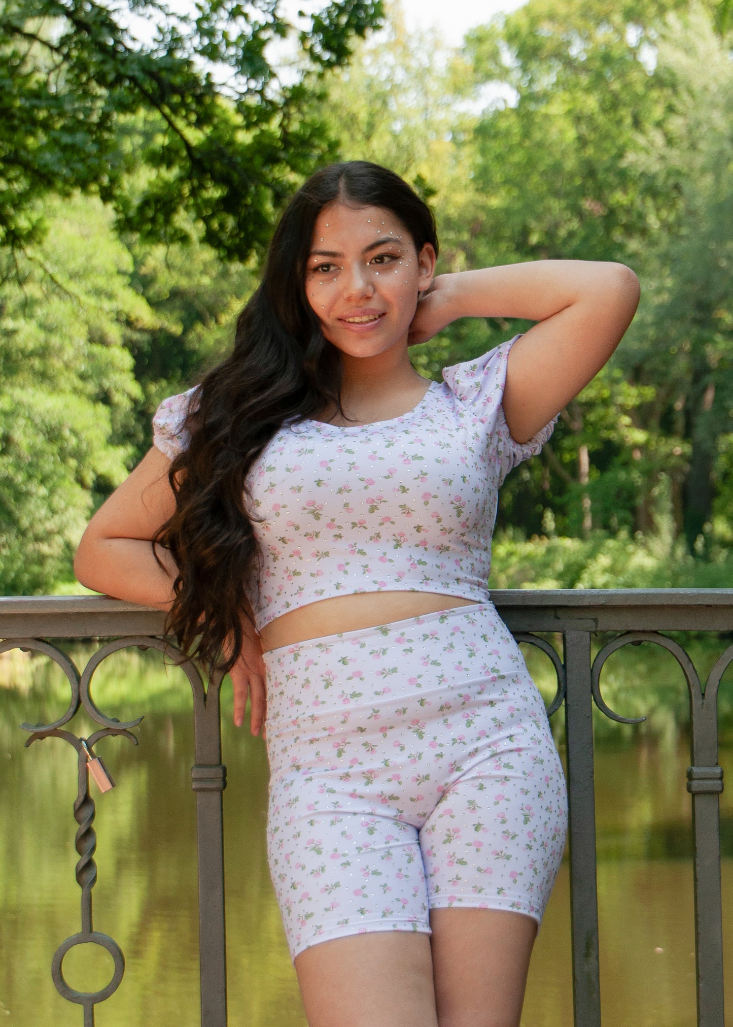 The Glamour Rose Running Short